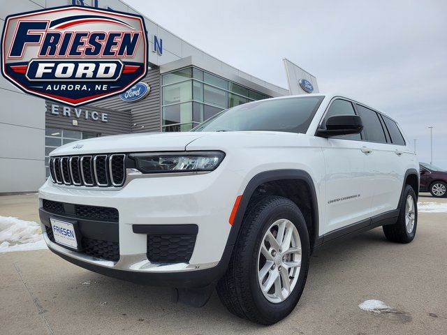 2022 Jeep Grand Cherokee L Laredo 4WD