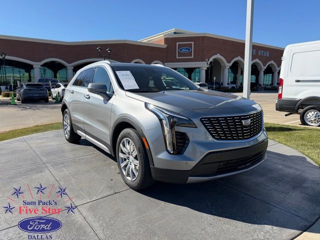 2023 Cadillac XT4 Premium Luxury AWD