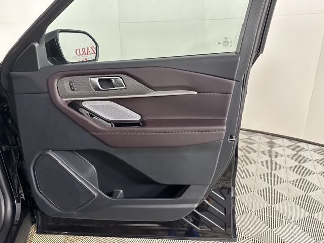 2025 Agate Black Metallic Ford Explorer Platinum RWD SUV
