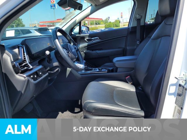 Used 2024 White Kia EX image 3
