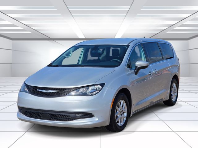 2022 Chrysler Voyager LX FWD