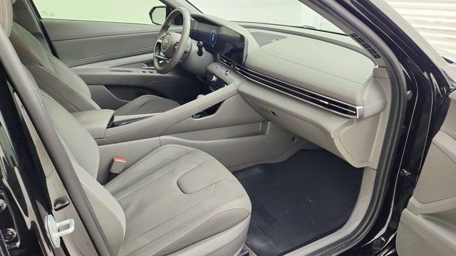 2023 Hyundai Elantra SEL Black at North Houston Mitsubishi