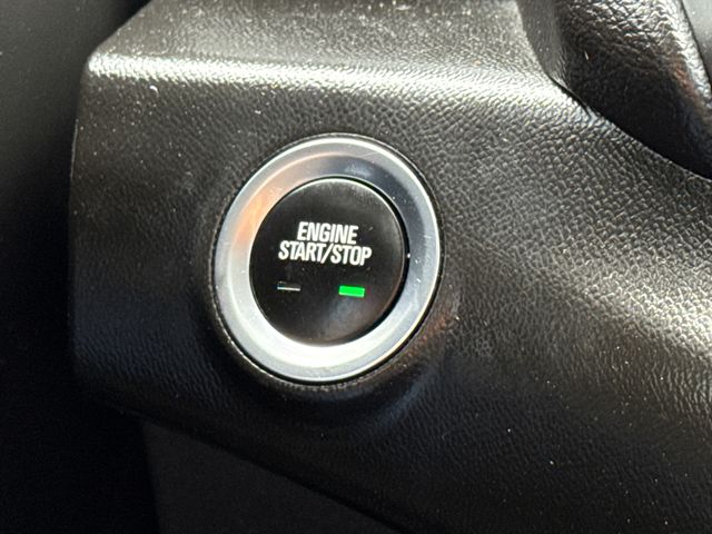 Used 2020 Gray GMC SLE image 28