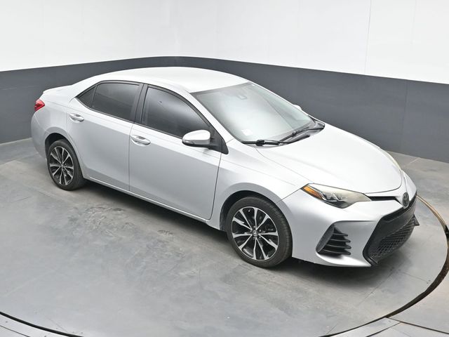Classic Silver Metallic 2018 Toyota Corolla SE Sedan Front-Wheel Drive Continuously Variable Transmission