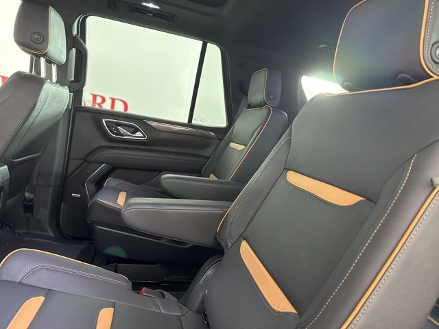 2024 Sterling Metallic GMC Yukon AT4 4X4 SUV