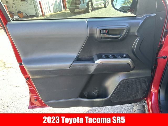 2023 Toyota Tacoma SR5 4