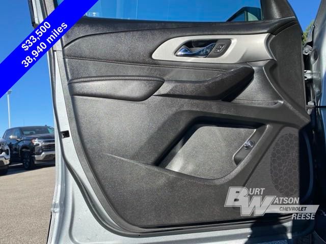 2023 Chevrolet Traverse LT Leather 11