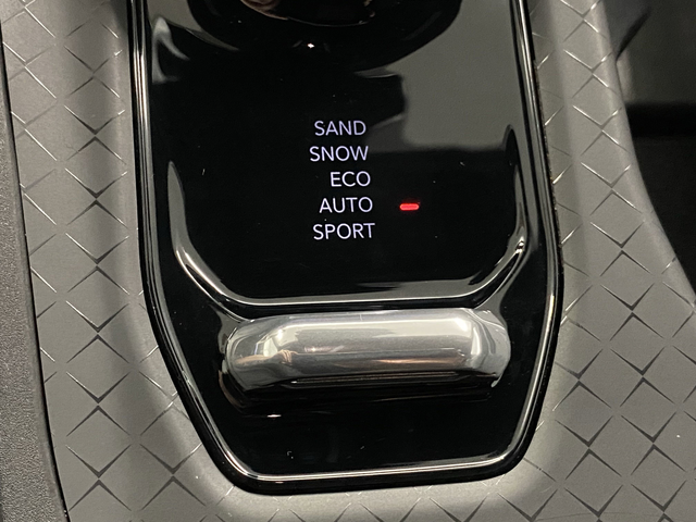 2025 Jeep Wagoneer S Limited - Photo 23