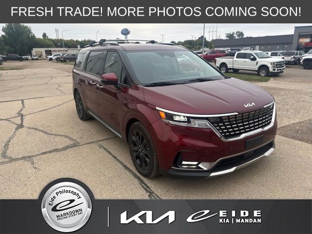 Flare Red 2023 Kia Carnival Minivan Front-Wheel Drive 8-Speed Automatic