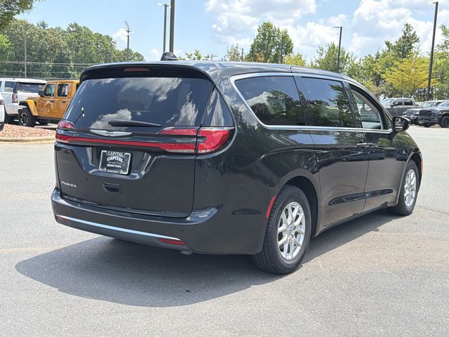 Used 2023 Black Chrysler Touring L image 12