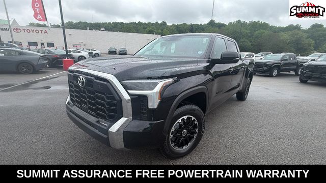 Midnight Black Metallic 2022 Toyota Tundra Pickup Truck Four-Wheel Drive Automatic