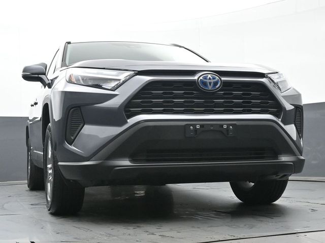 2024 Toyota RAV4 Hybrid XLE 37