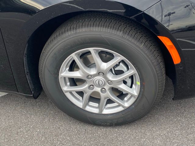 new 2026 Chrysler Pacifica car, priced at $39,873