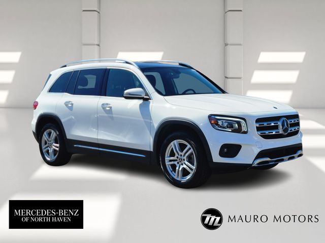 Polar White 2023 Mercedes-Benz GLB 250 4MATIC SUV / Crossover All-Wheel Drive 8-Speed Dual Clutch