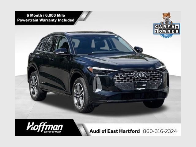 Black Metallic 2025 Audi Q5 quattro Premium 40 TFSI SUV / Crossover All-Wheel Drive 7-Speed Automatic