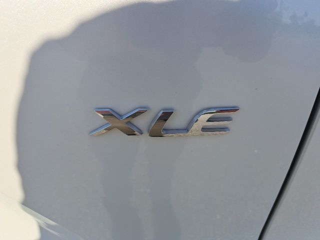 Used 2026 Beige Toyota XLE image 9