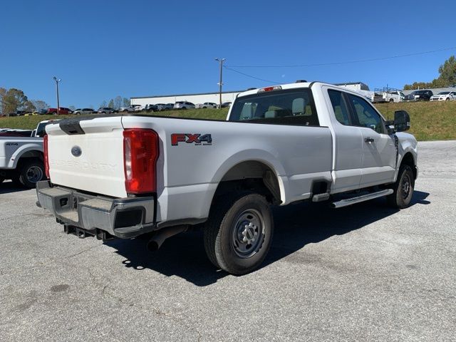 2023 Ford F-350SD XL 5