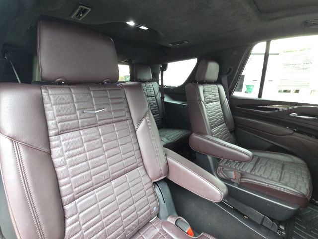 2021 Cadillac Escalade Premium Luxury Platinum:44868A