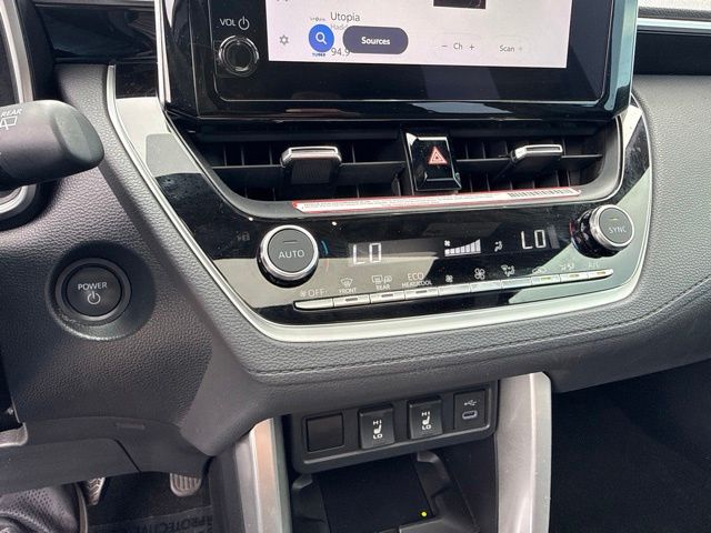 2024 Toyota Corolla Cross XSE - Photo 24
