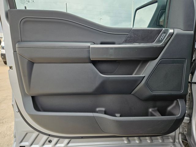 Used 2023 Silver Ford XLT image 11