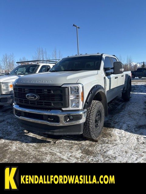 2025 Ford F-250 Super Duty Lariat Crew Cab 4WD