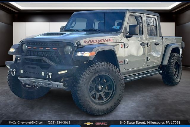 Sting-Gray Clearcoat 2021 Jeep Gladiator Mojave Crew Cab 4WD Pickup Truck Four-Wheel Drive 8-Speed Automatic