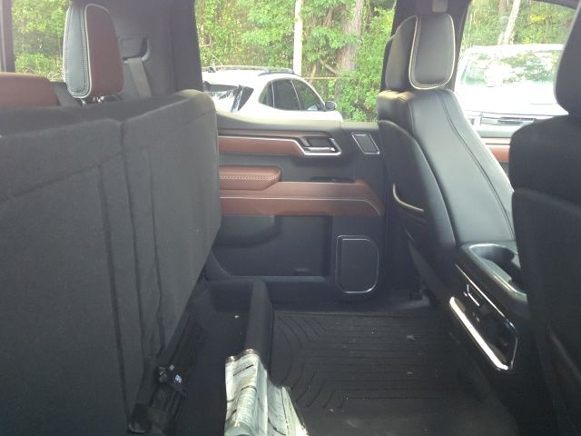 Used 2026 Black GMC Denali Ultimate image 10