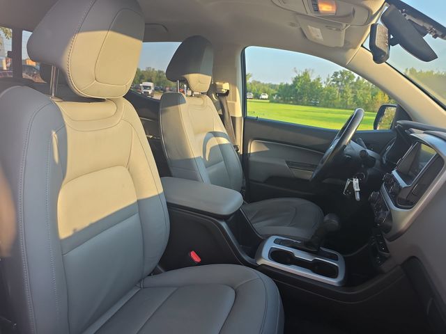 Used 2016 Summit White Chevrolet LT image 11