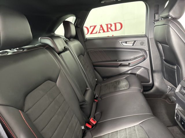 2020 Burgundy Velvet Metallic Tinted Clearcoat Ford Edge ST Line FWD SUV