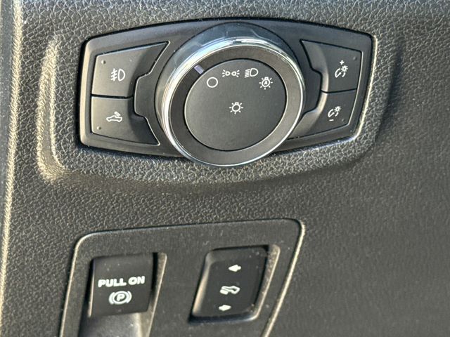 Used 2018 Gray Ford XLT image 21