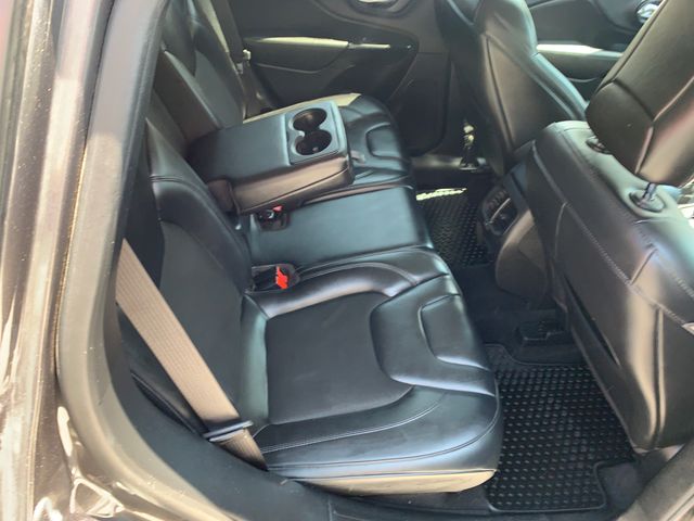 Used 2020 Jeep Cherokee SUV