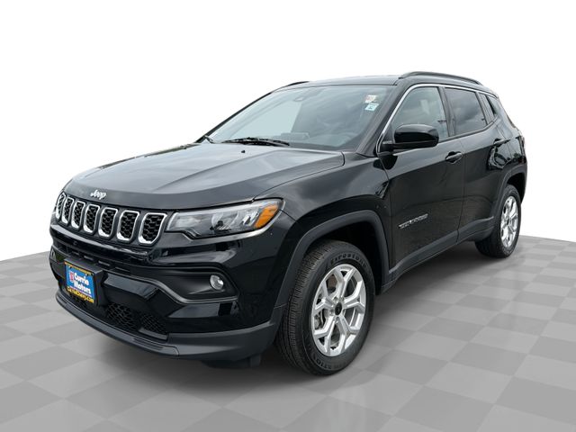 Diamond Black Crystal Pearlcoat 2025 Jeep Compass SUV / Crossover Four-Wheel Drive 8-Speed Automatic