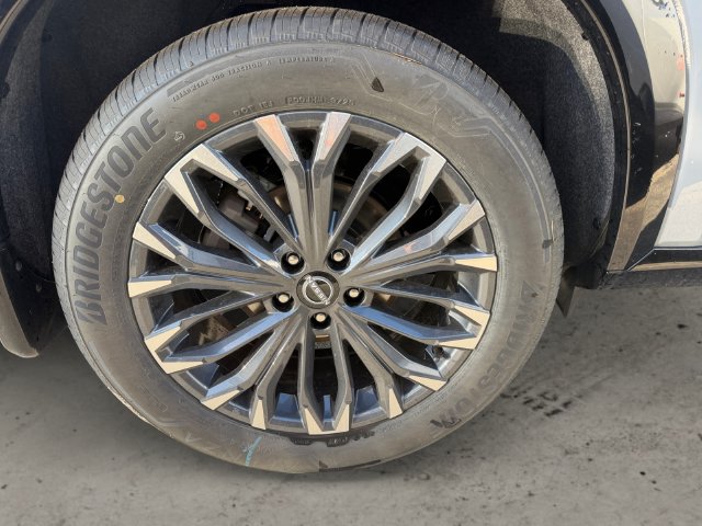 New 2026 Gray Nissan Platinum image 7