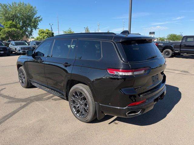 2024 Diamond Black Crystal Pearlcoat Jeep Grand Cherokee L Summit 4X4 SUV