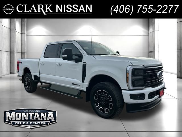 2025 Ford F-350 Super Duty Platinum Crew Cab 4WD