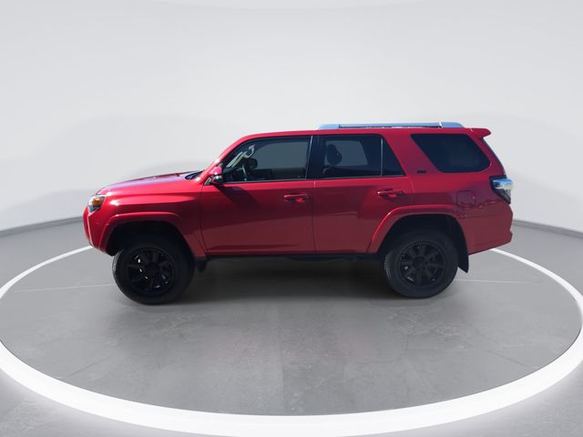 Used 2017 Barcelona Red Metallic Toyota SR5 Premium image 5