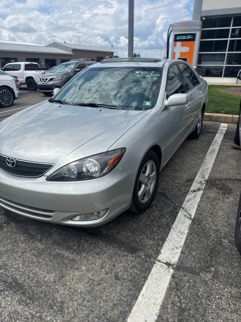 2004 Toyota Camry Sedan Front-Wheel Drive Automatic