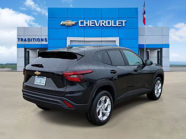 2026 Chevrolet Trax LS - 8