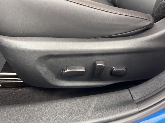 2025 Electric Blue Metallic/Super Black Nissan Sentra SR FWD Sedan