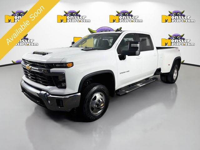 White 2024 Chevrolet Silverado 3500HD Pickup Truck Four-Wheel Drive Automatic