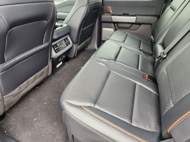 2025 Ford F-250SD Lariat photo
