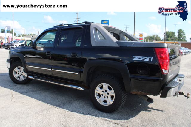 Used 2005 Chevrolet Avalanche 1500 Truck