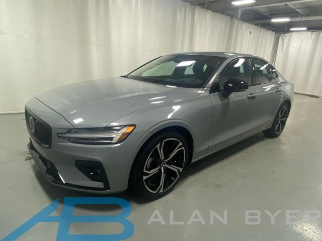 Gray Metallic 2024 Volvo S60 Sedan All-Wheel Drive Automatic