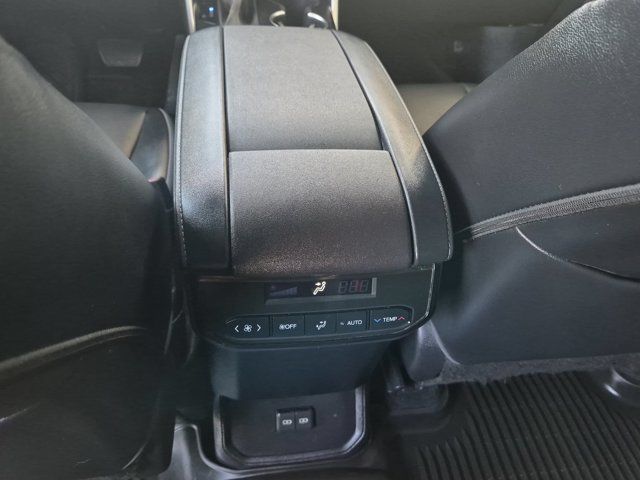 Used 2023 Toyota Highlander SUV