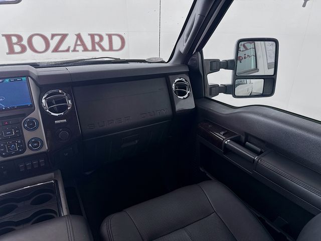 2015 White Platinum Metallic Tri-Coat Ford Super Duty F-250 SRW Platinum 4X4 Truck
