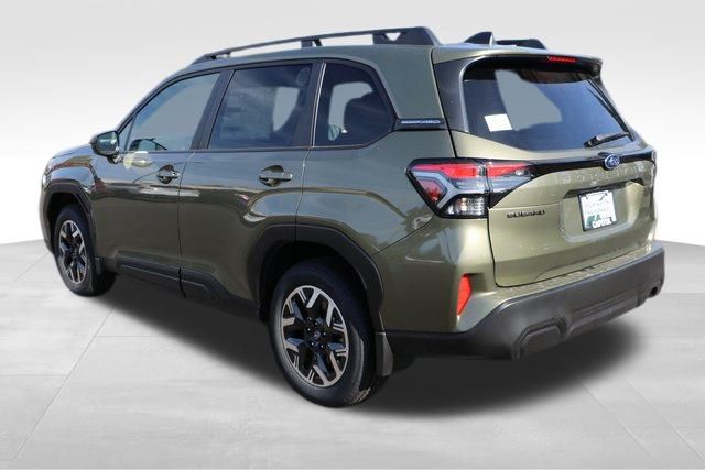 2025 Subaru Forester Premium 19