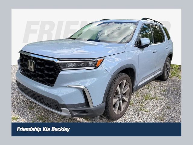 Sonic Gray Pearl 2023 Honda Pilot SUV / Crossover All-Wheel Drive Automatic