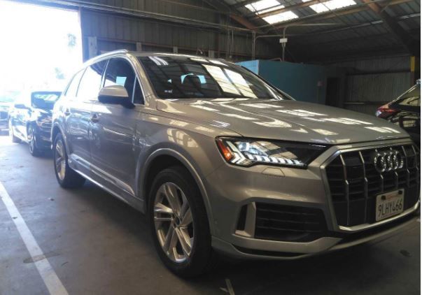 Silver 2024 Audi Q7 SUV / Crossover All-Wheel Drive 8-Speed Automatic