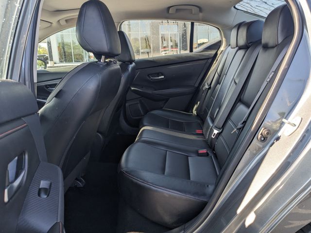 2022 Nissan Sentra SR photo