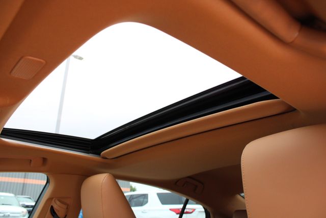 Used 2024 Black Lexus 350 image 5